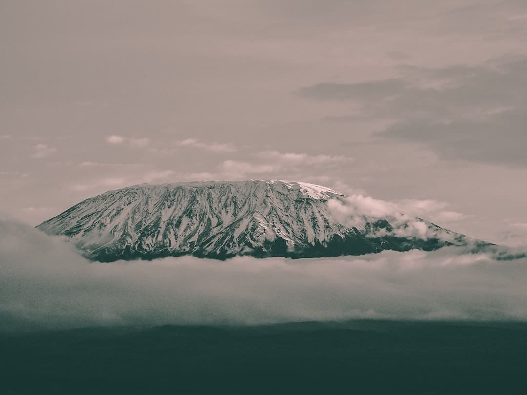 Photo Mount Kilimanjaro