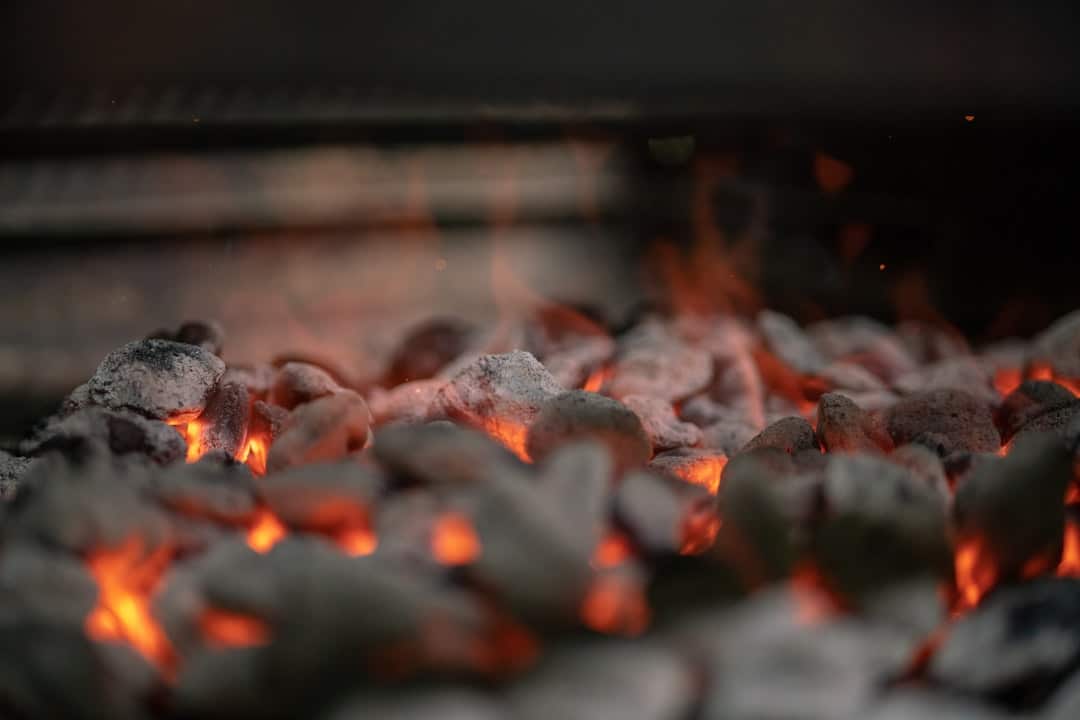 Photo Cooking on extreme heat: temperature